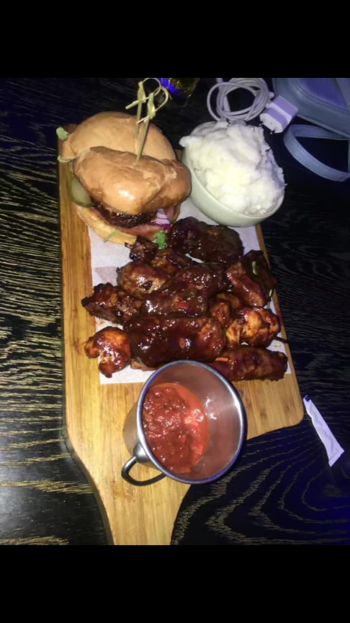 Skyline Rooftop Restaurant, Bar and Lounge