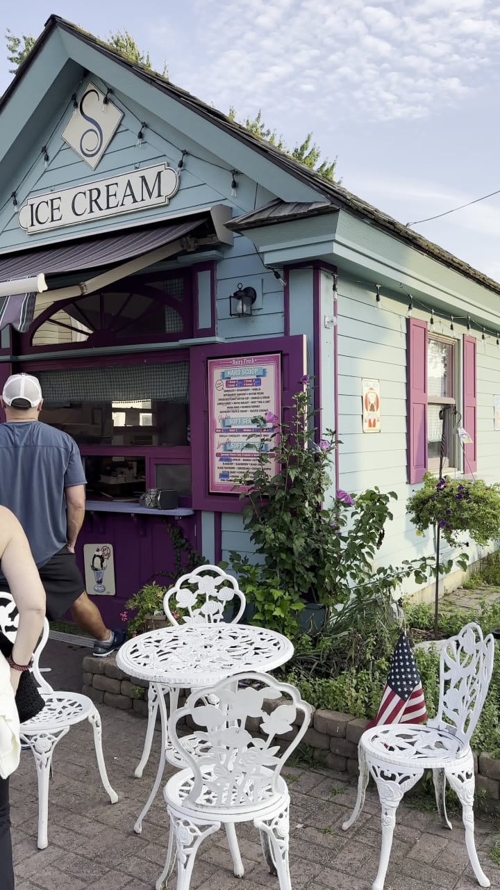 Saturday's Sundaes & More