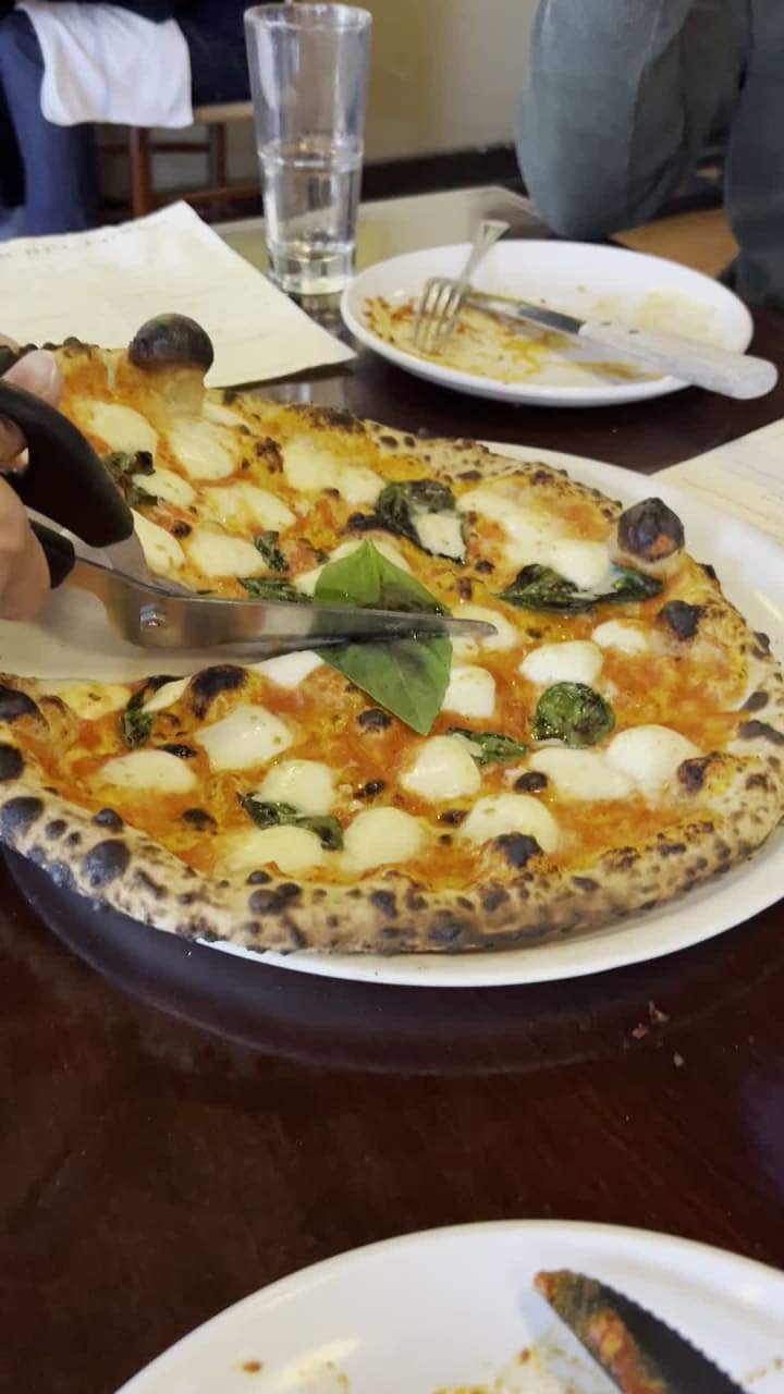 Video review of Bar del Corso