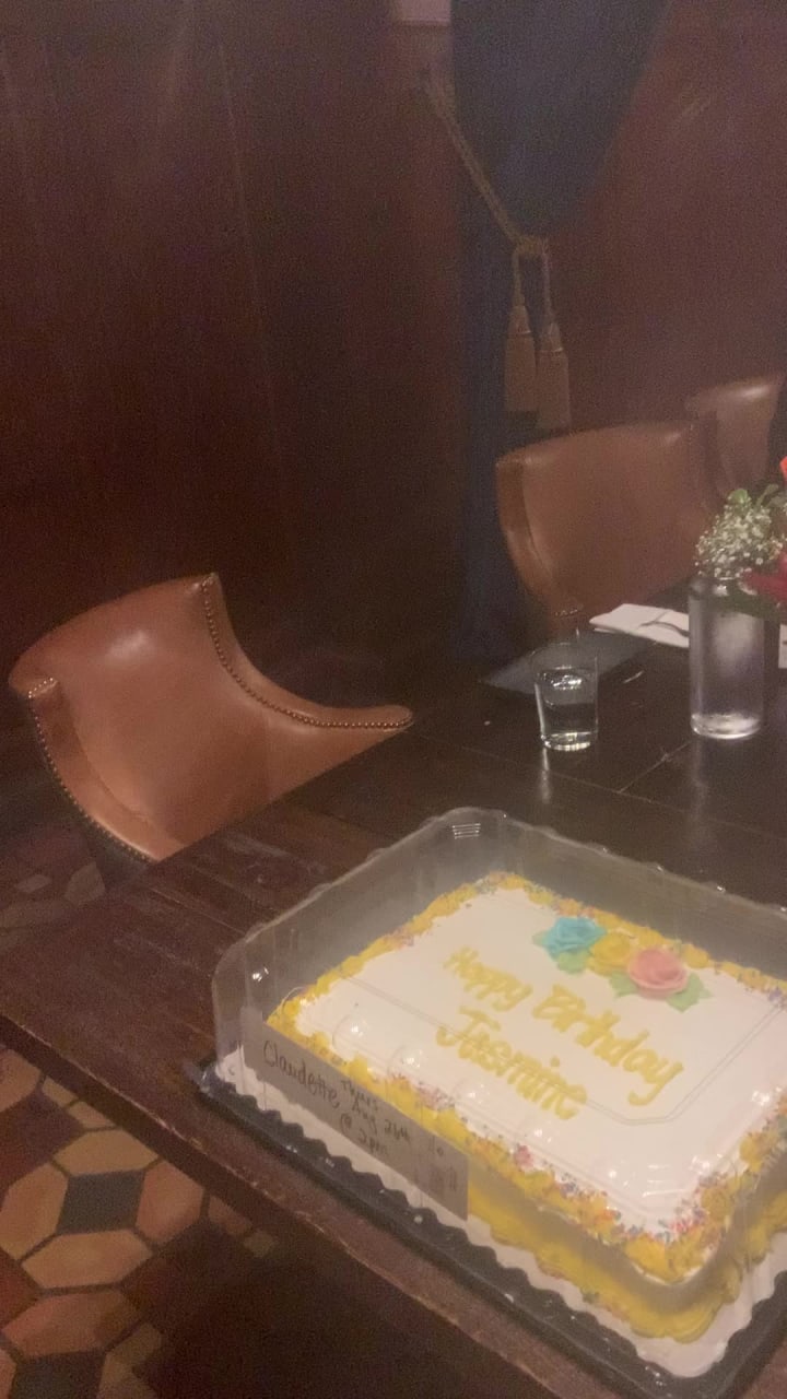 Video review of The Apparatus Room