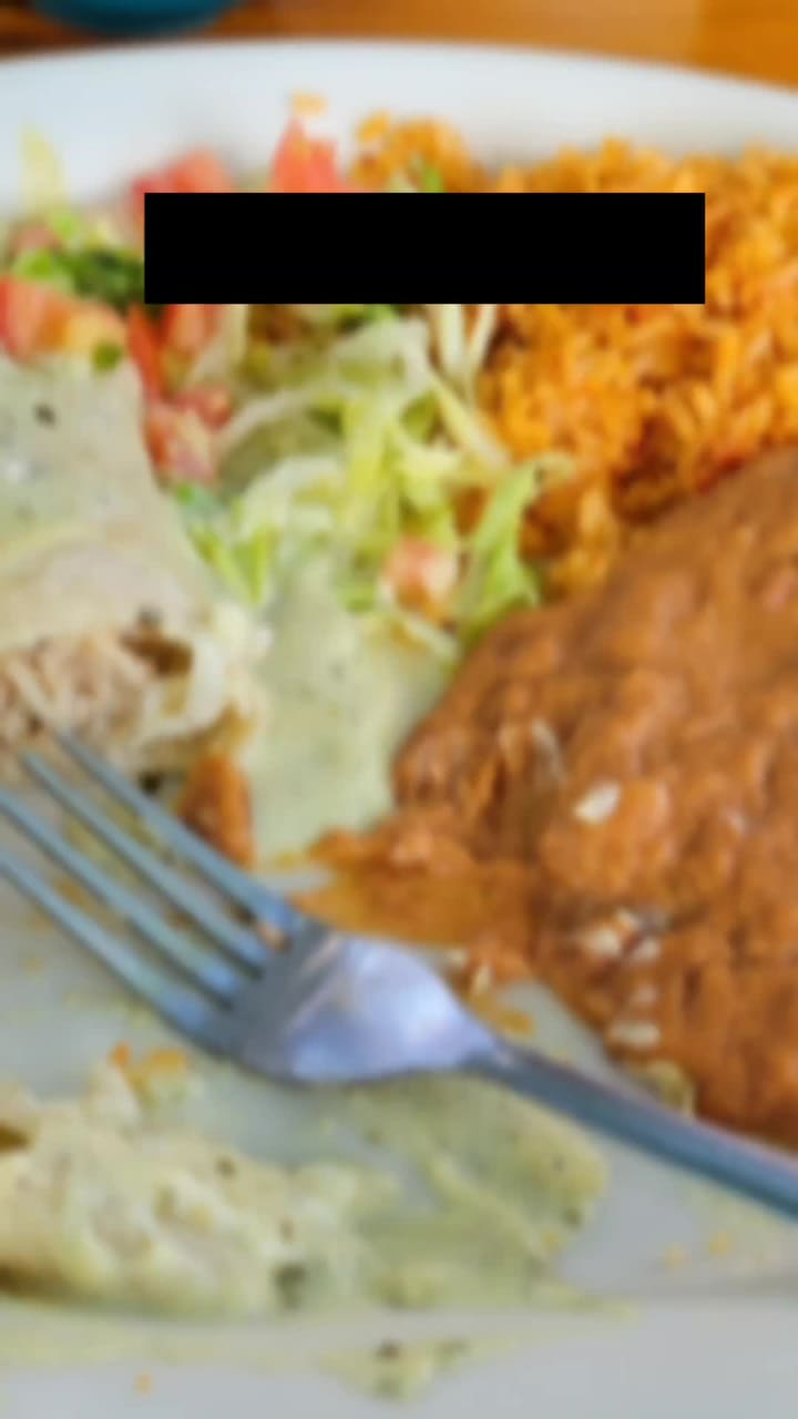 Video review of Chuy's