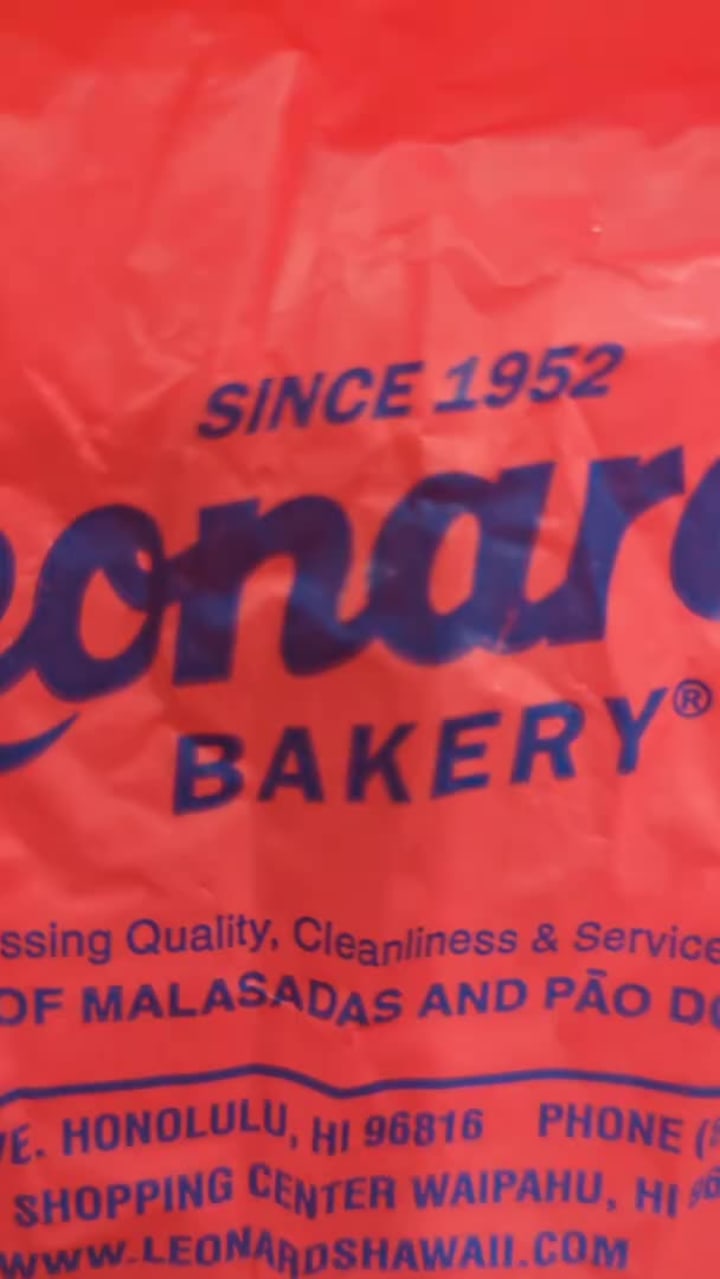 Video review of Leonard Jr.'s Malasadas Mobile