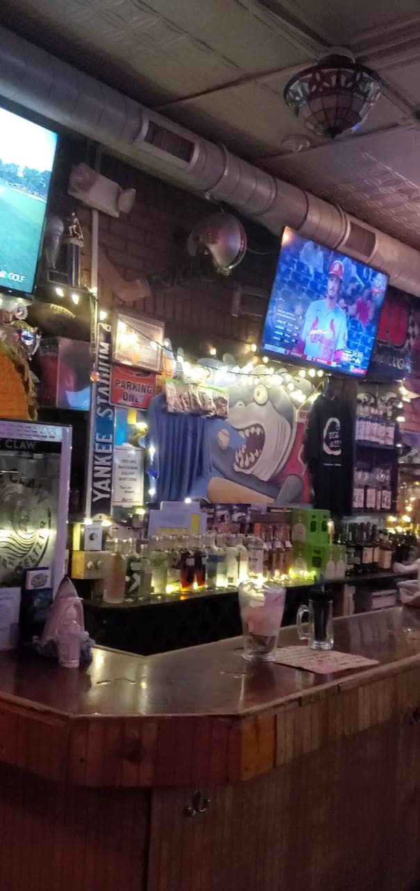 Sharky's Wings & Raw Bar