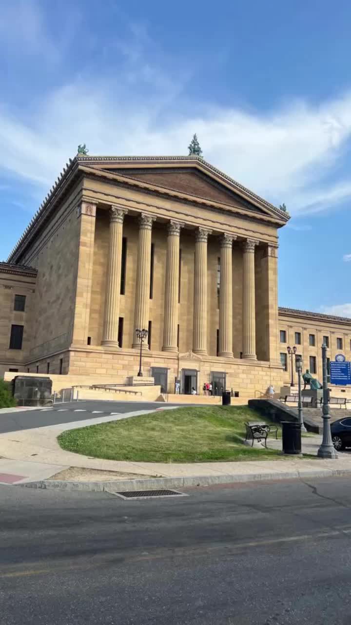 Video review of Philadelphia Museum of Art