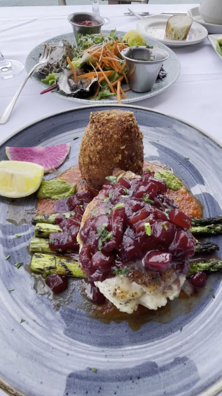 Video review of The Spinnaker