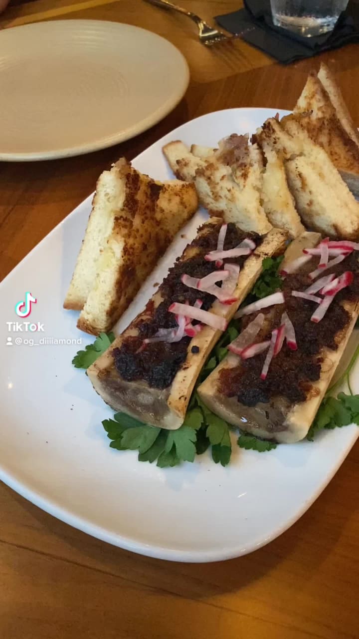 Video review of Saint & Second