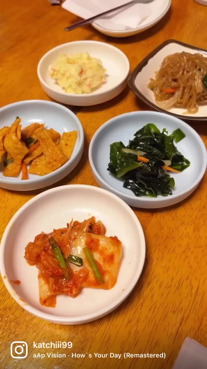 Video review of Ja Gal Chi