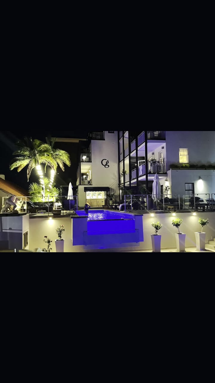 Pool Bar - The Glen Boutique Hotel