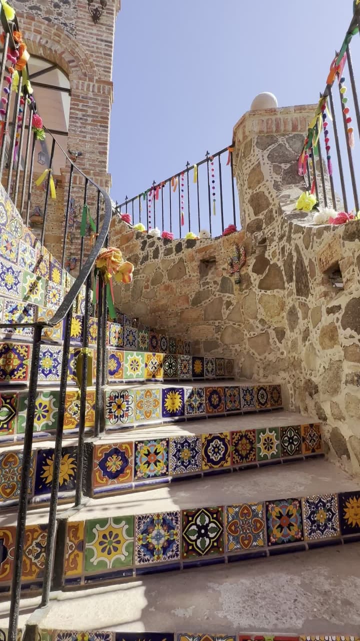 Los Portales de García