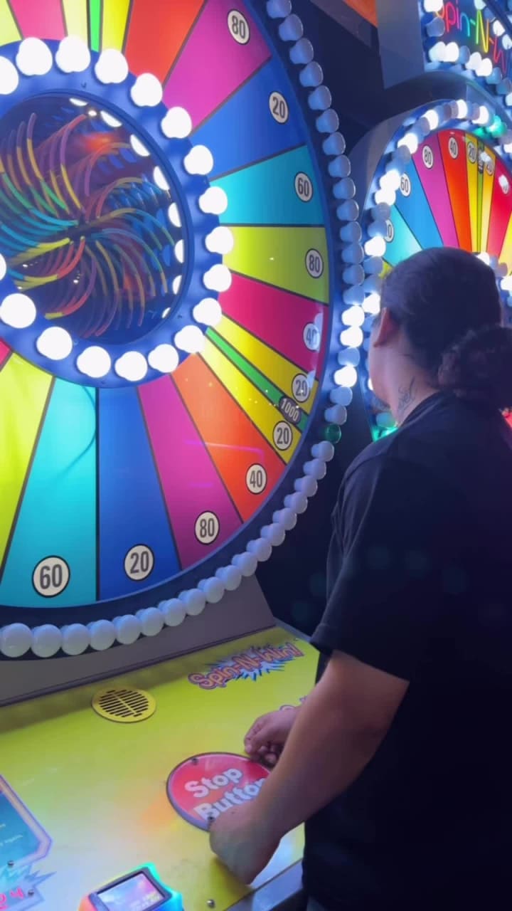 Video review of Dave & Buster's