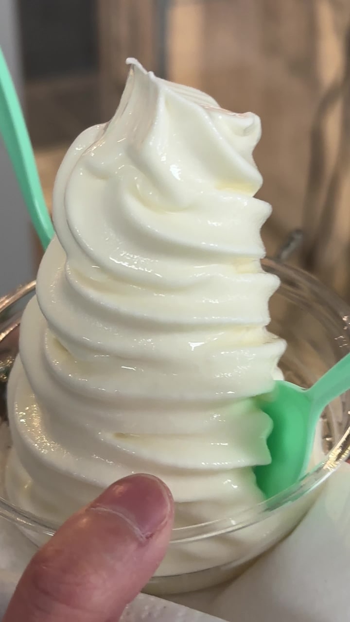 Video review of Matcha Tea & Dessert Markham