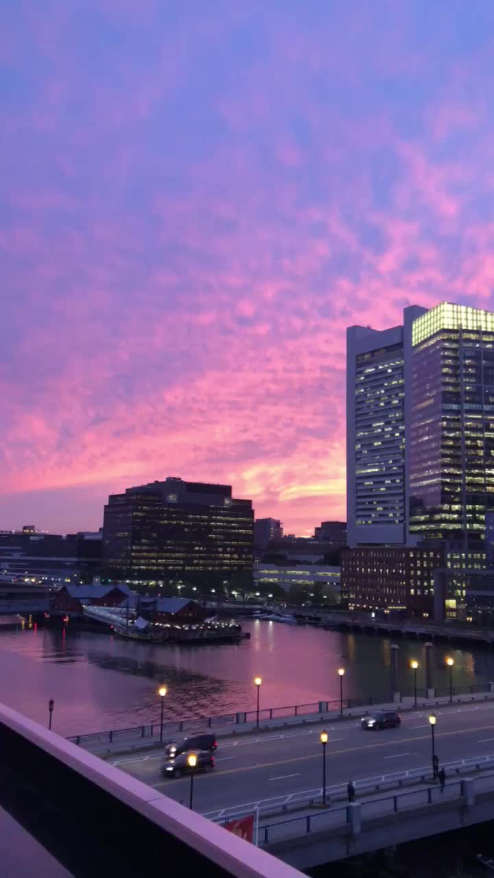 Video review of Rooftop at The Envoy