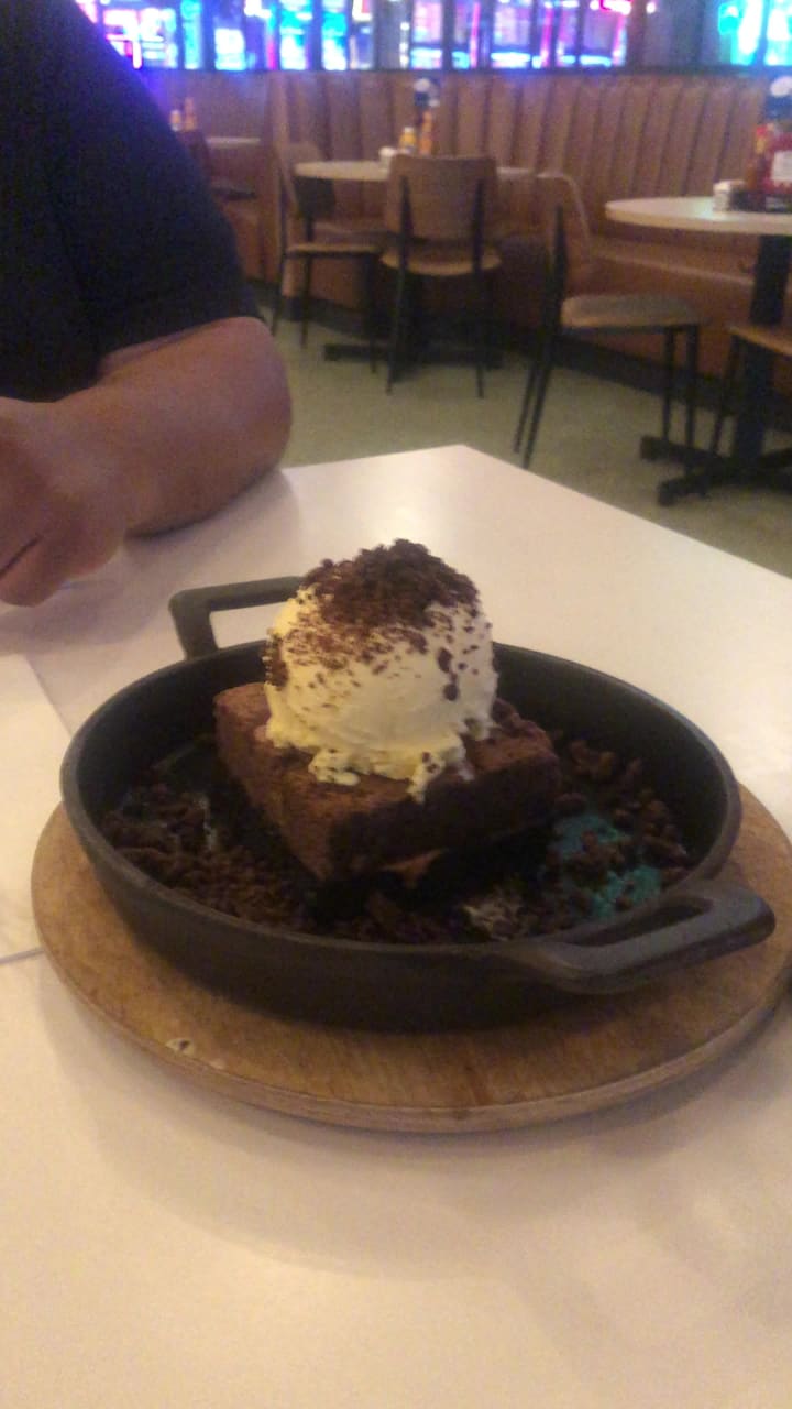 Video review of Saginaws Delicatessen