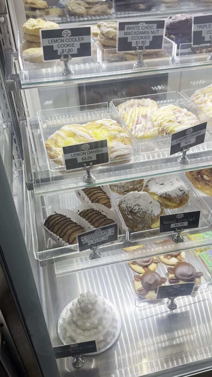 Haydel’s Bake Shop