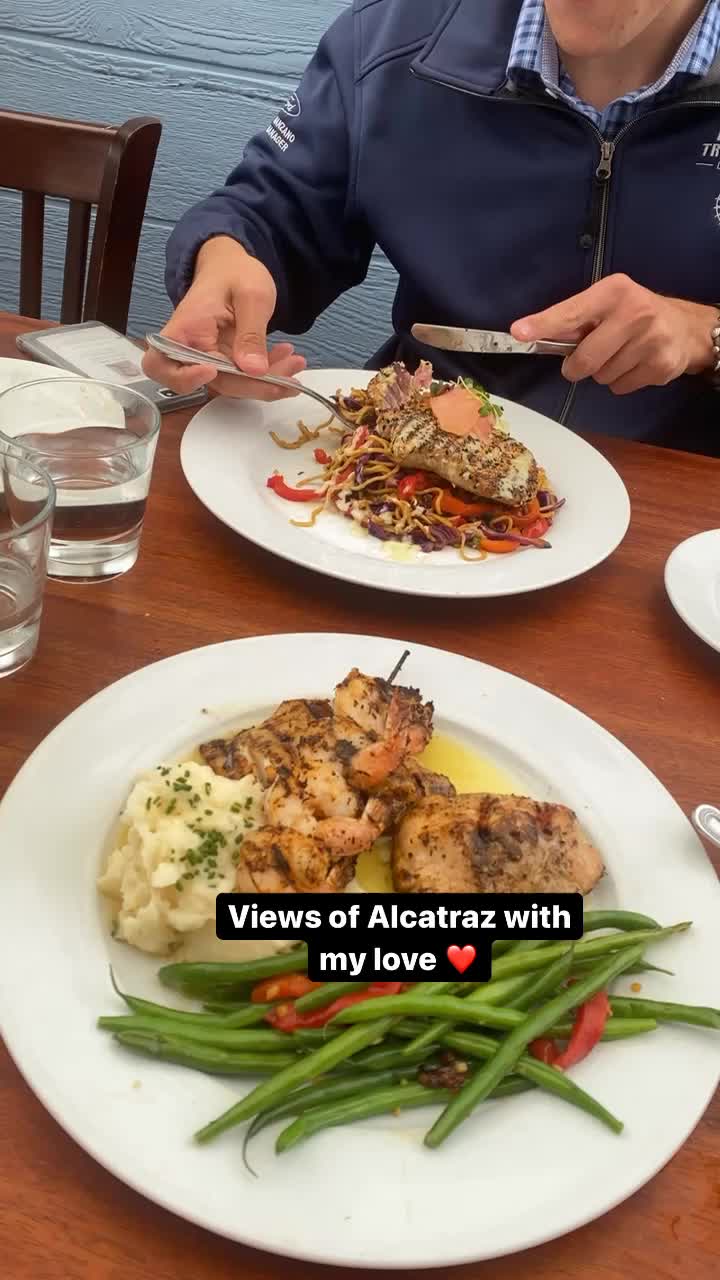 Saigon Seafood Harbor Restaurant