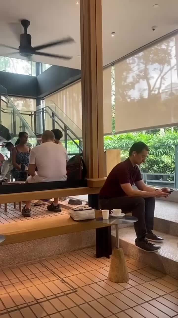 Video review of Starbucks