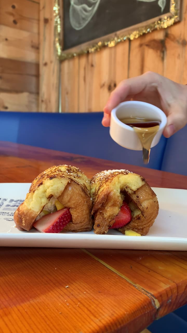 Video review of Fig Tree Cafe