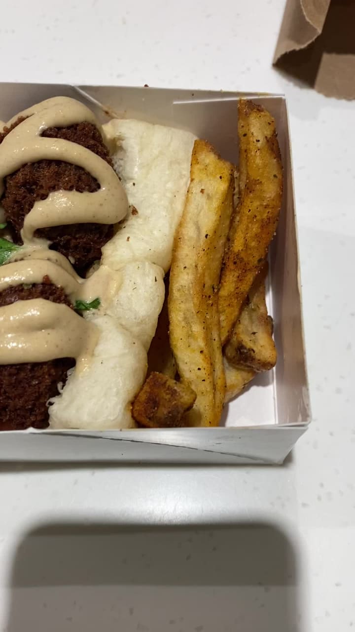 Tut's Egyptian Street Food