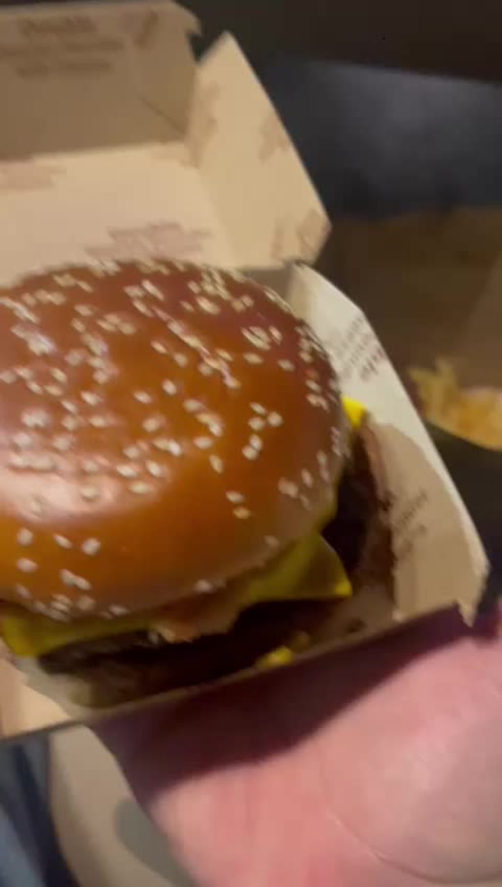 Video review of Wendy's