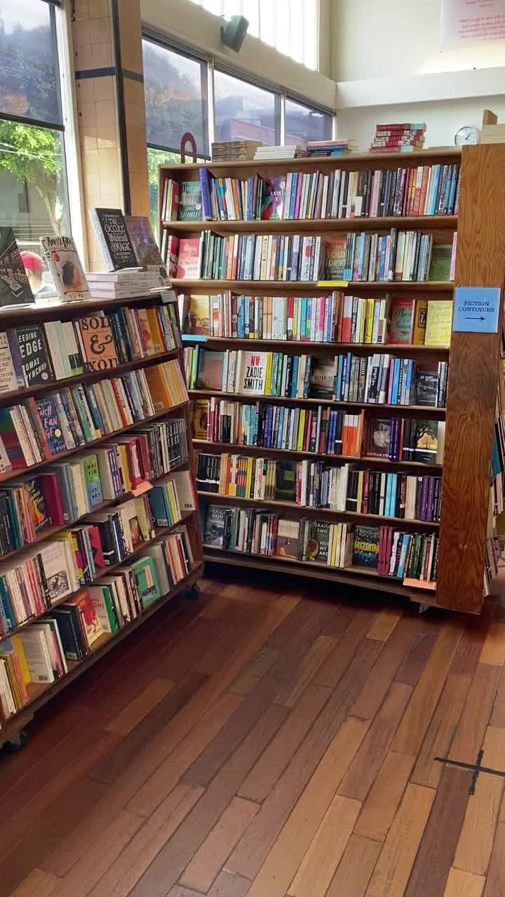 Video review of City Lights Bookstore