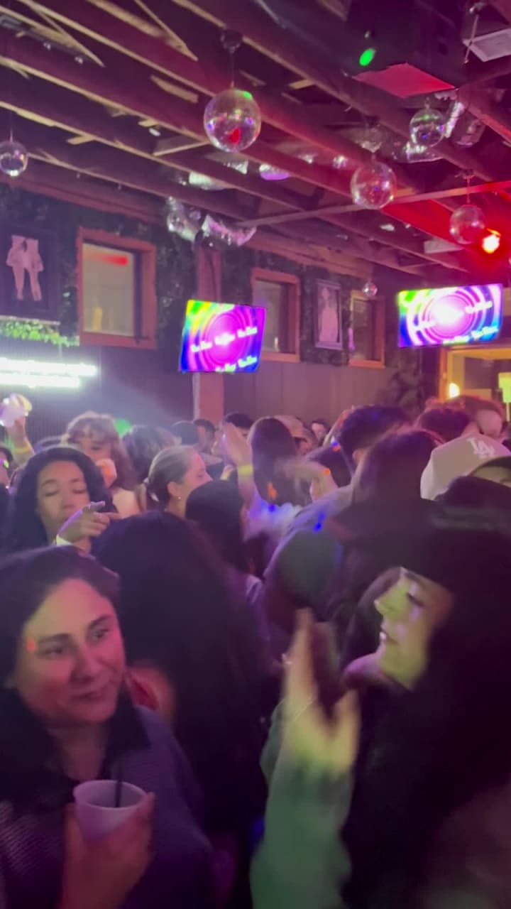 Video review of Pearl Bar Houston