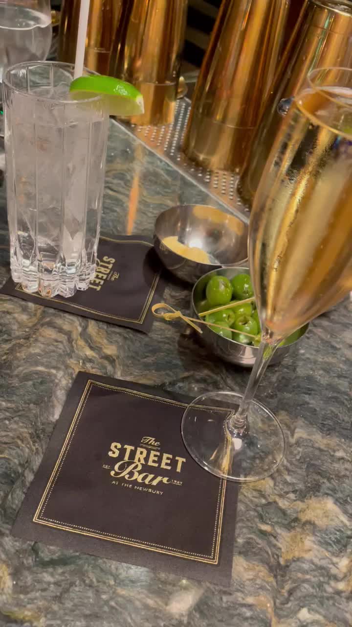 Video review of The Street Bar