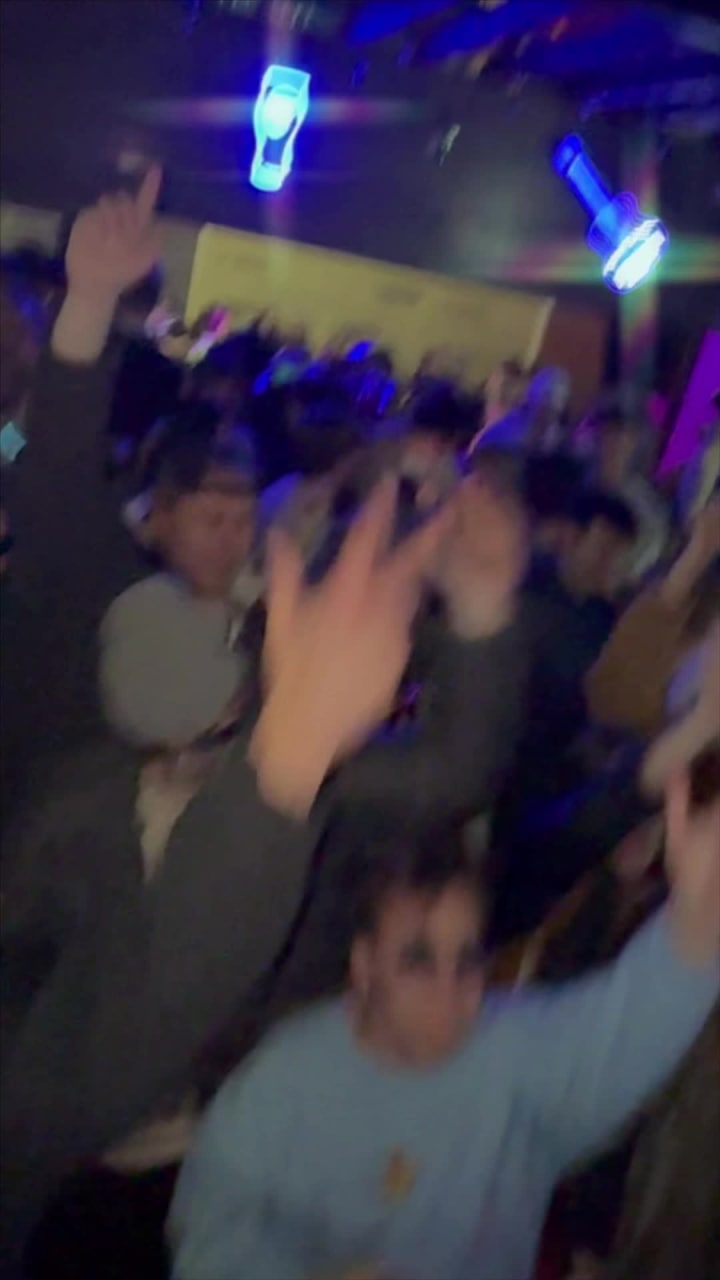 Video review of Stephen's on Court