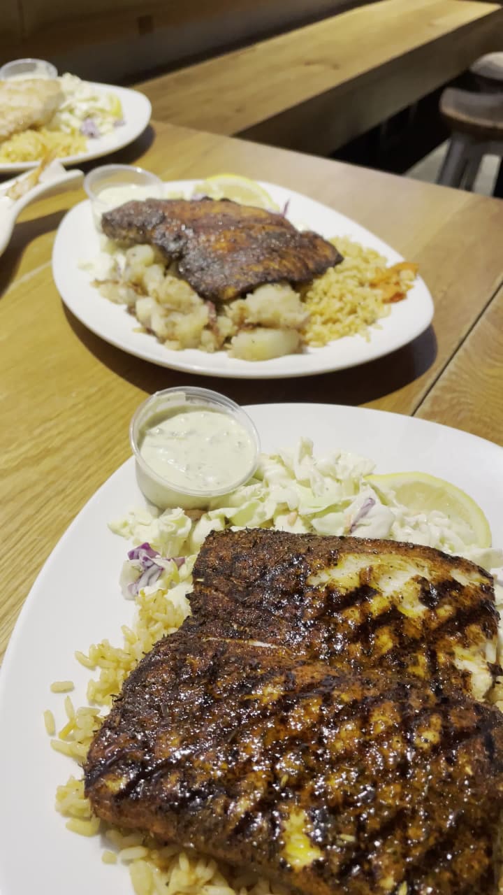 Paia Fish Market Waikiki