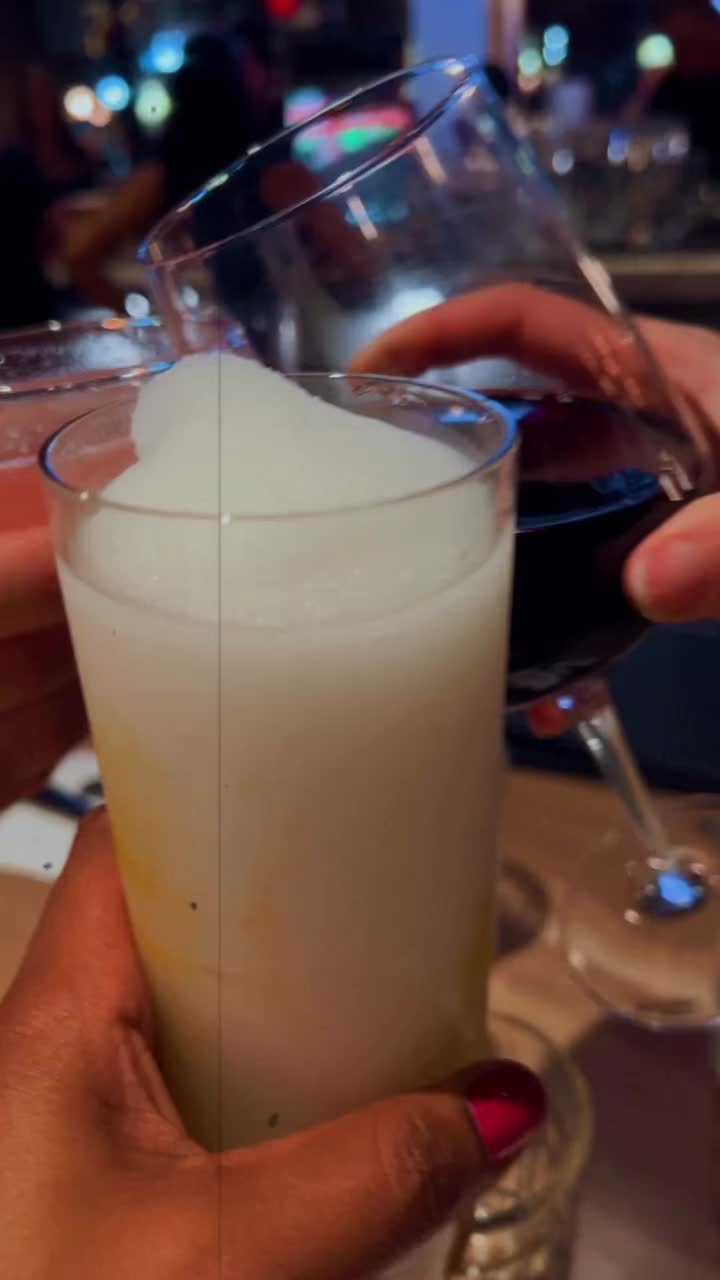 Earls Kitchen + Bar - Tin Palace - Edmonton