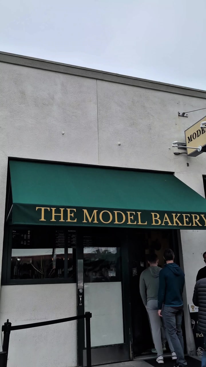 Video review of The Model Bakery
