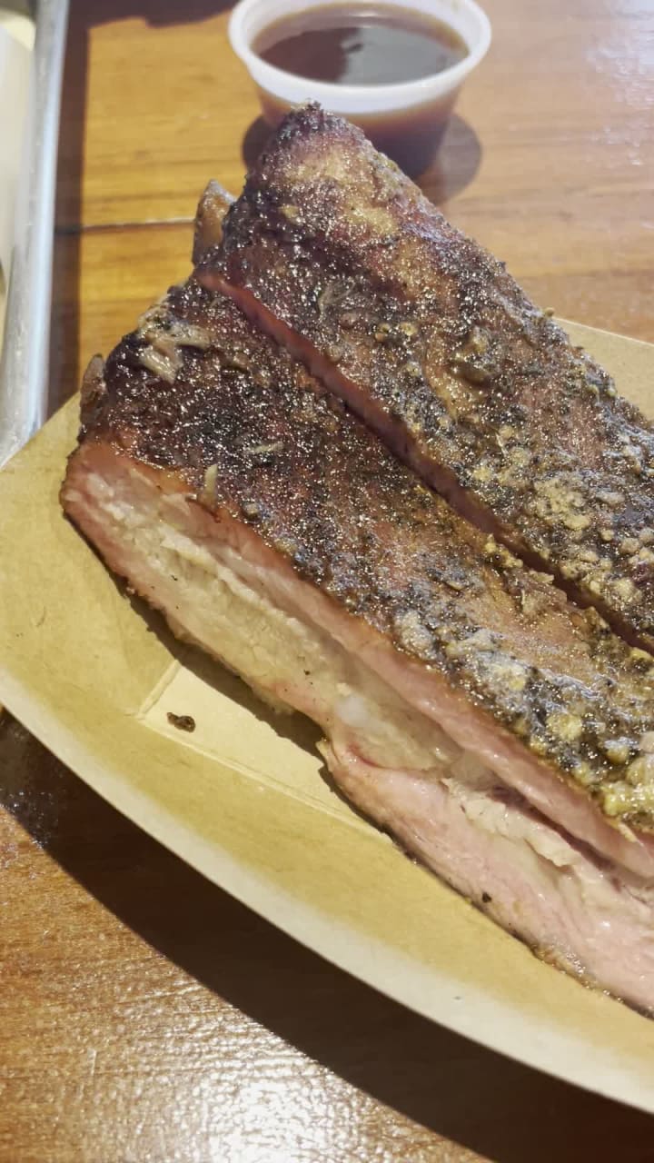 TJ's Catfish & Wings