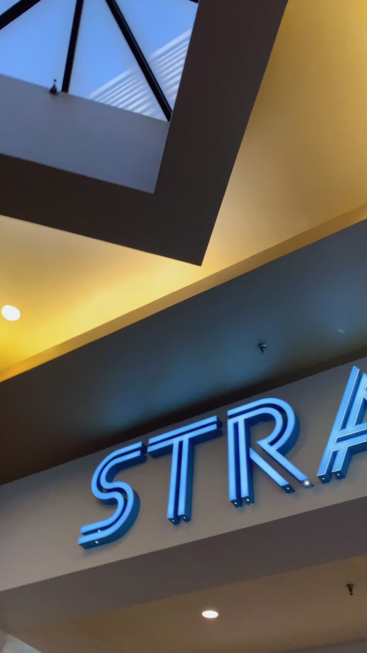 Video review of Stratosphere Casino, Hotel and Tower