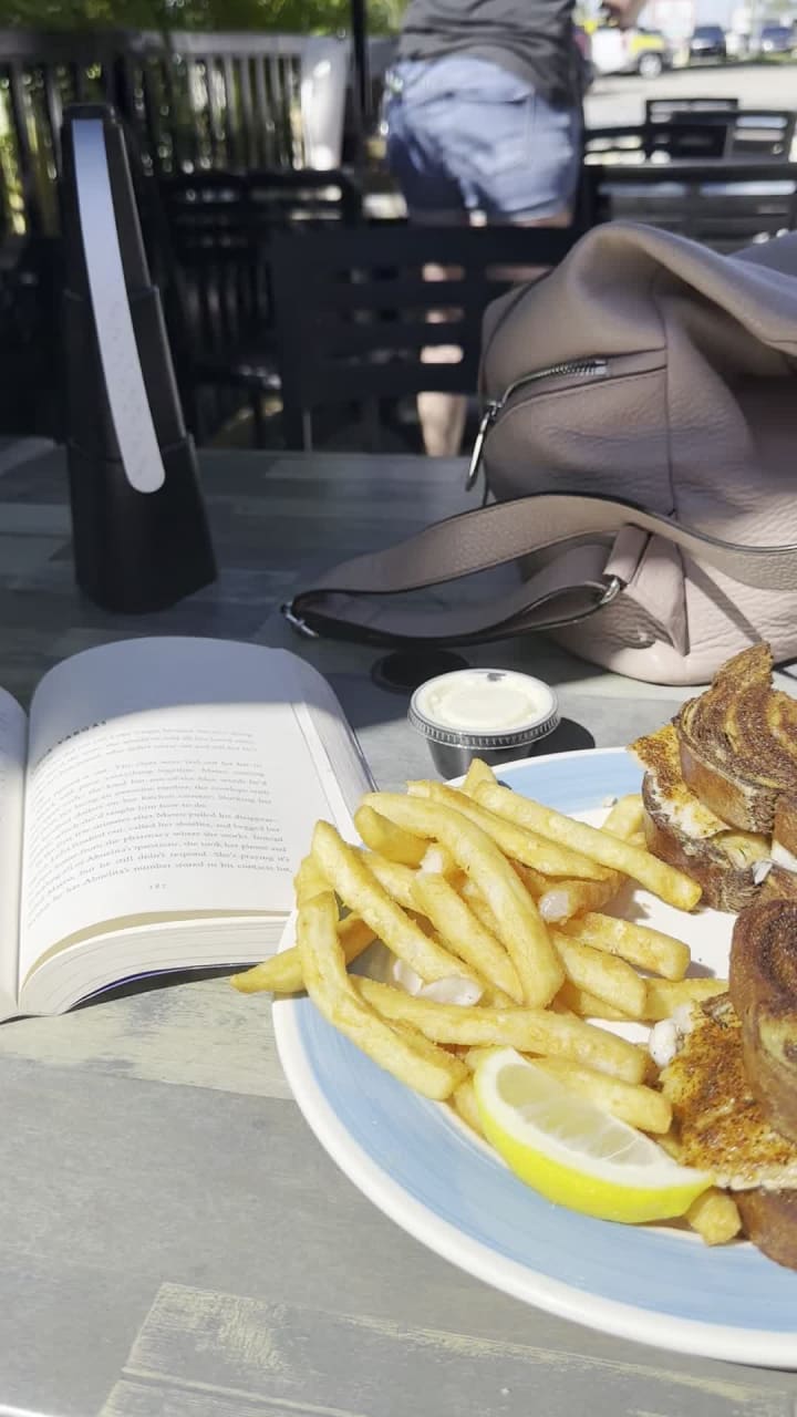 The Twisted Lobster Seafood Grille