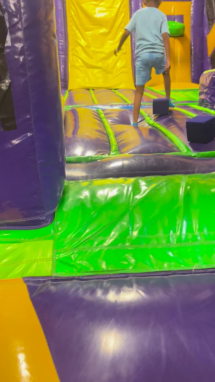 Video review of Fat Fish Blue