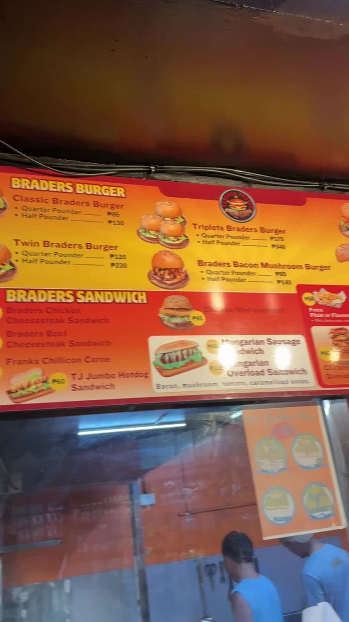 Braders Burger J Victor St. Pio del Pilar