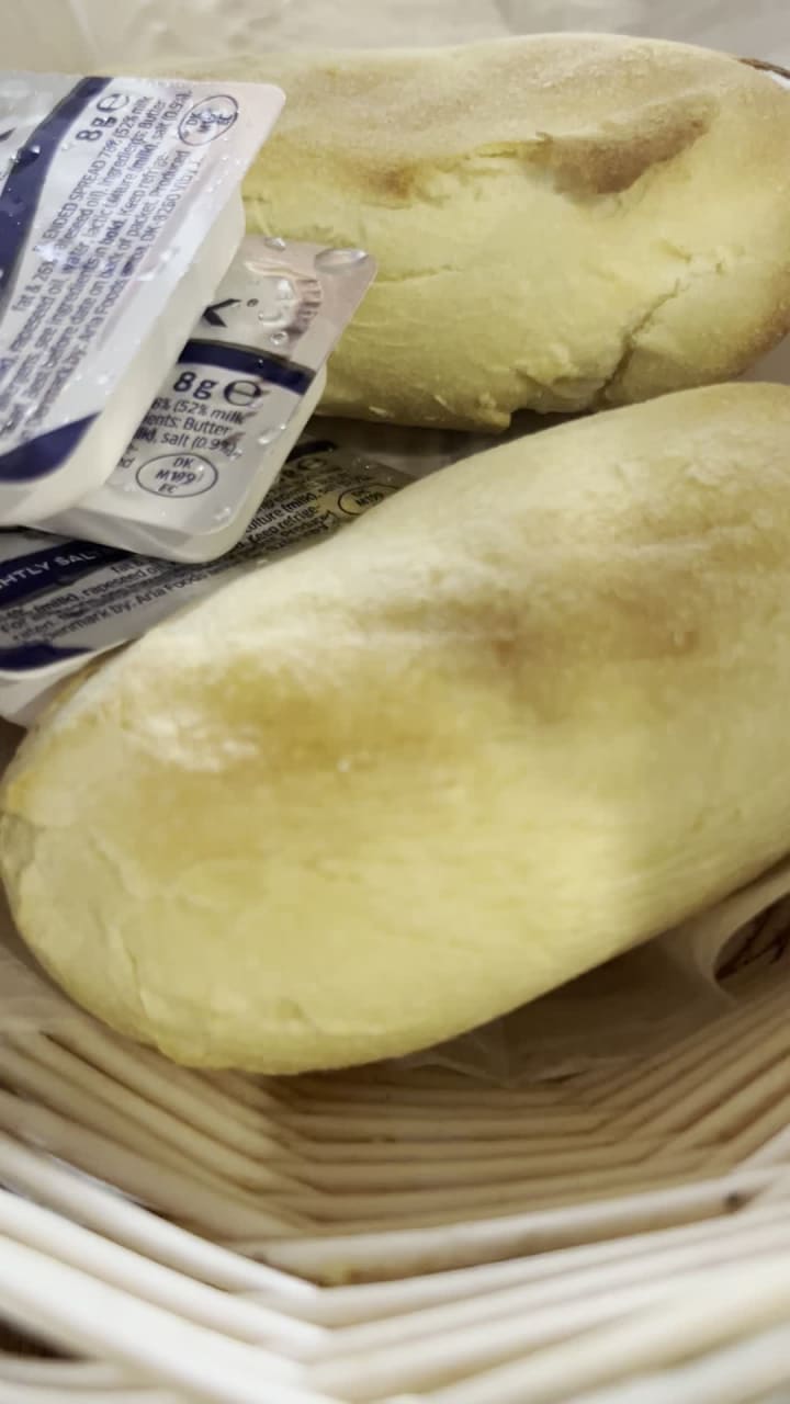 Video review of Los Años Locos