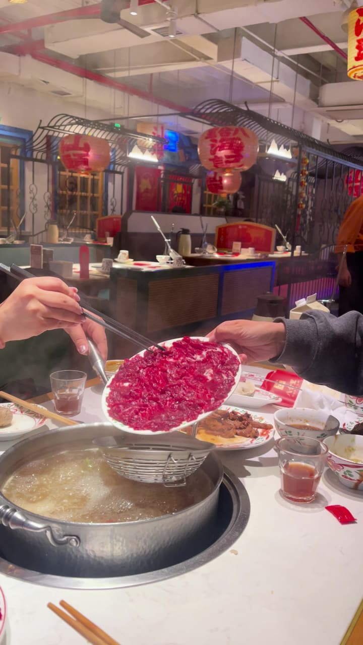 Xian jin ji chao shan beef hotpot 