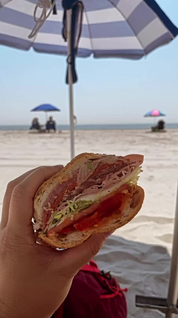 Sal, Kris & Charlie's Deli