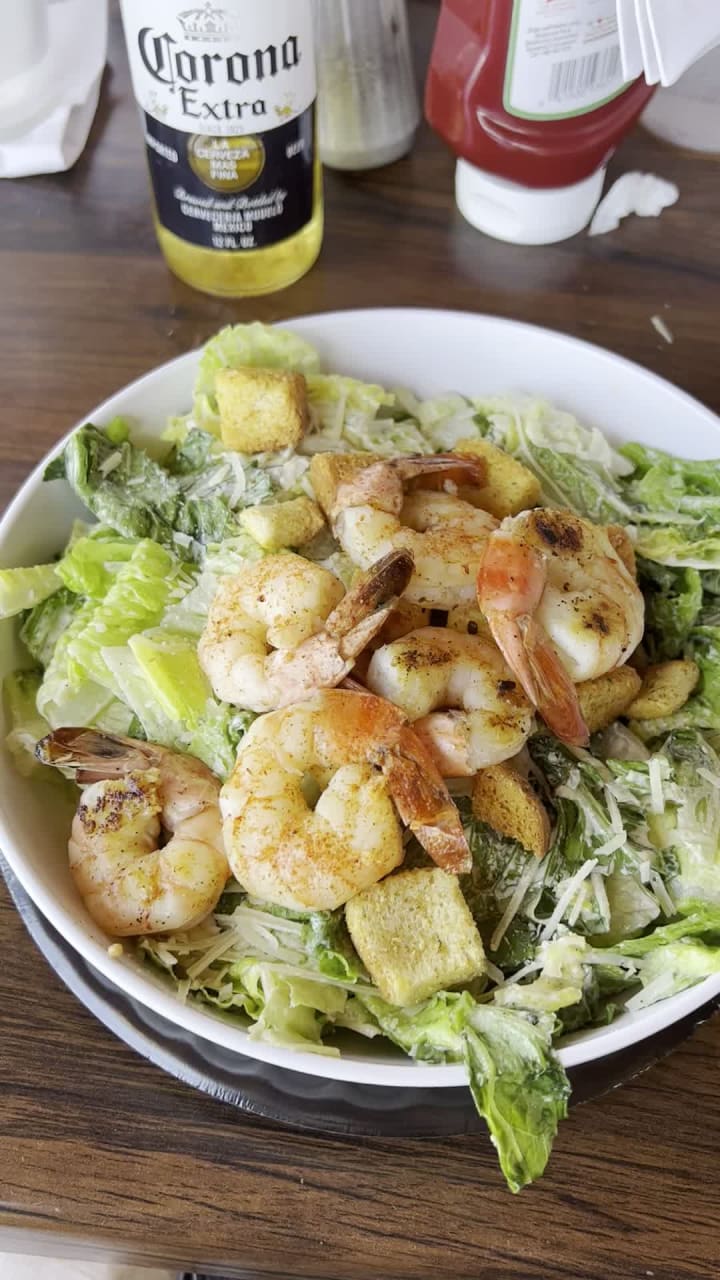 Video review of Pelican Pete's Lakeside Restaurant