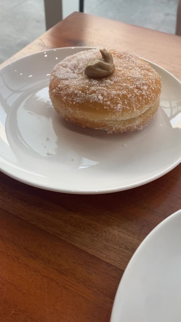 Cello’s Doughnuts