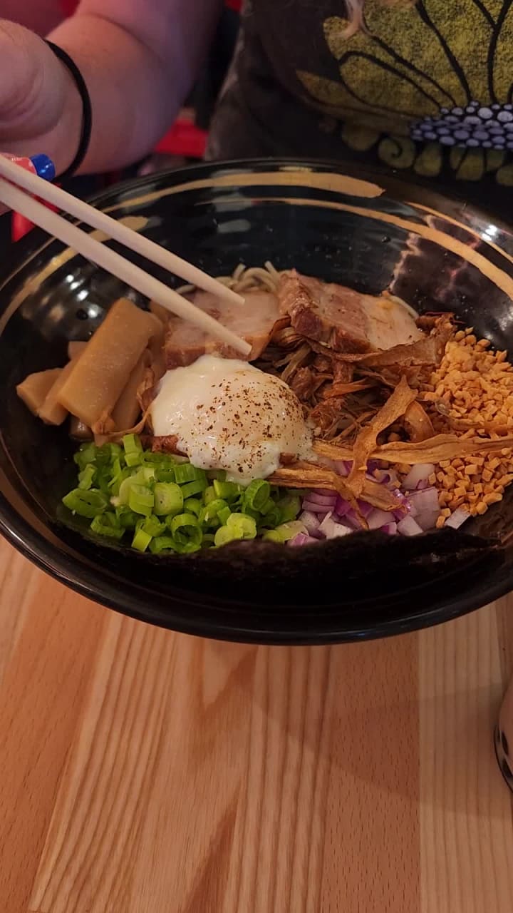 Zuru Ramen Bar