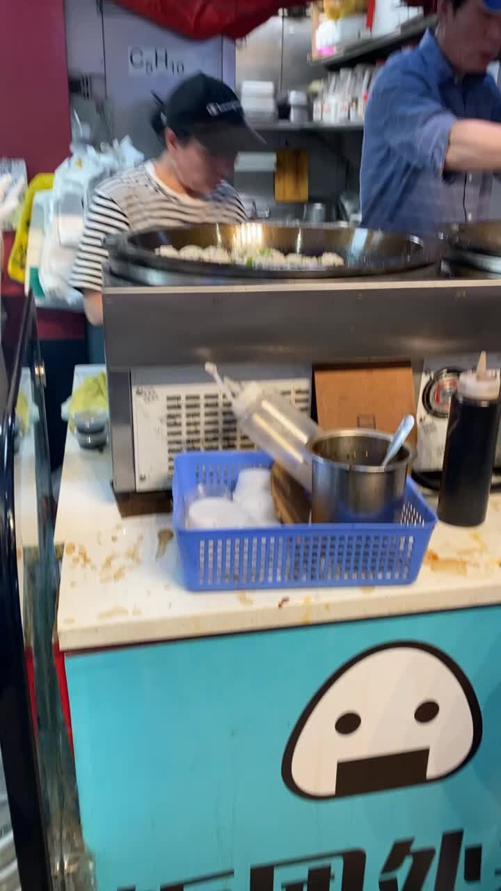 Video review of New World Mall Food Court