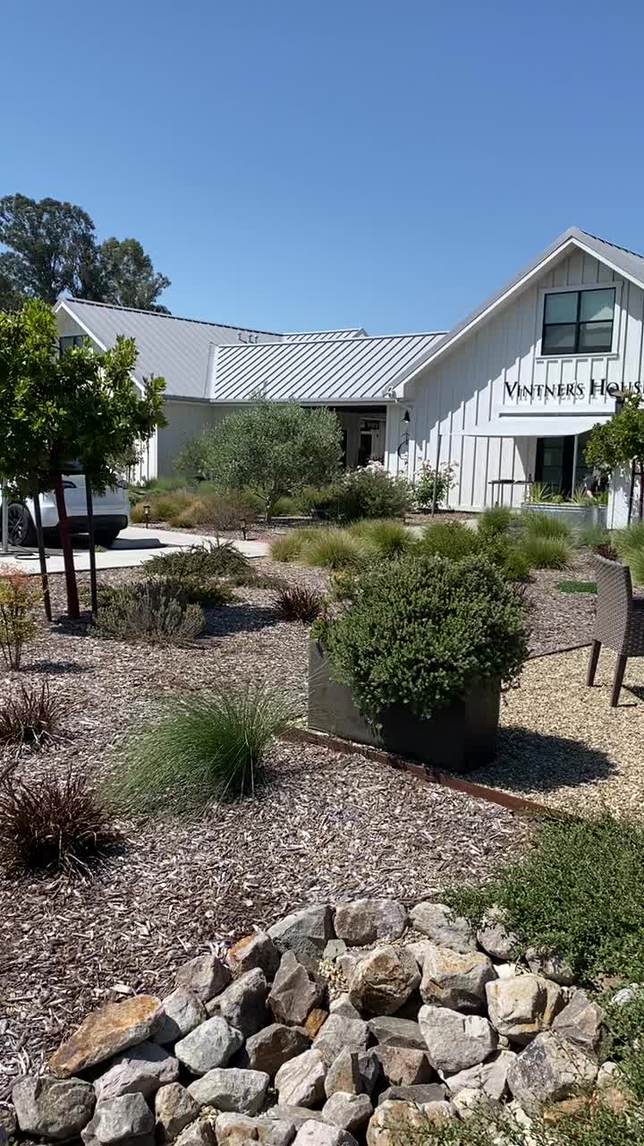 Video review of Anaba Wines