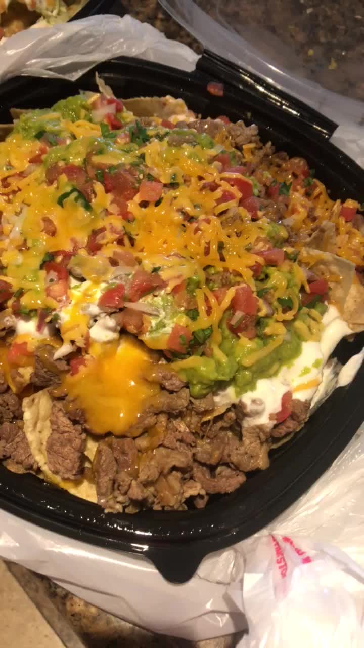 Video review of El Pollo Grill