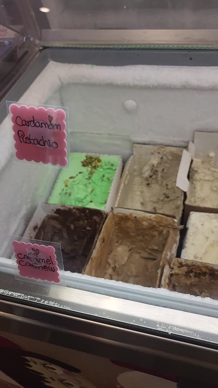 Video review of Sweet Rendezvous