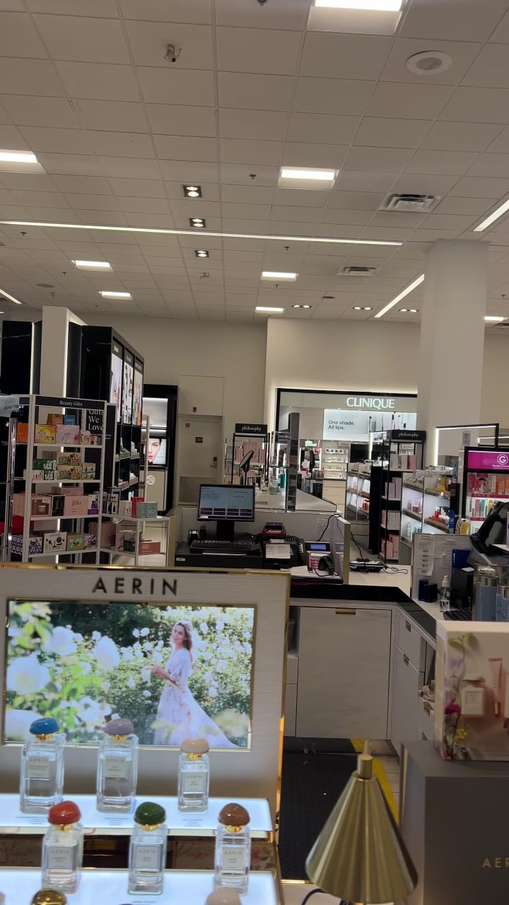 Video review of Macy's