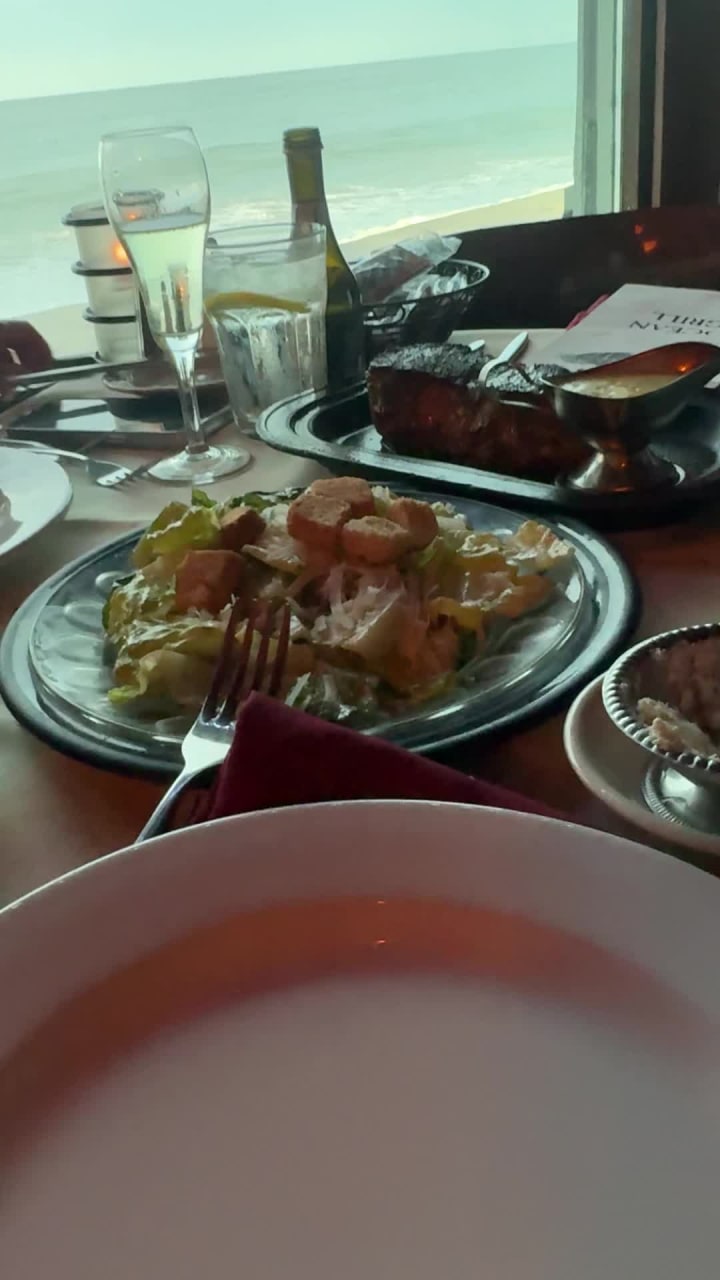 Video review of Cravings