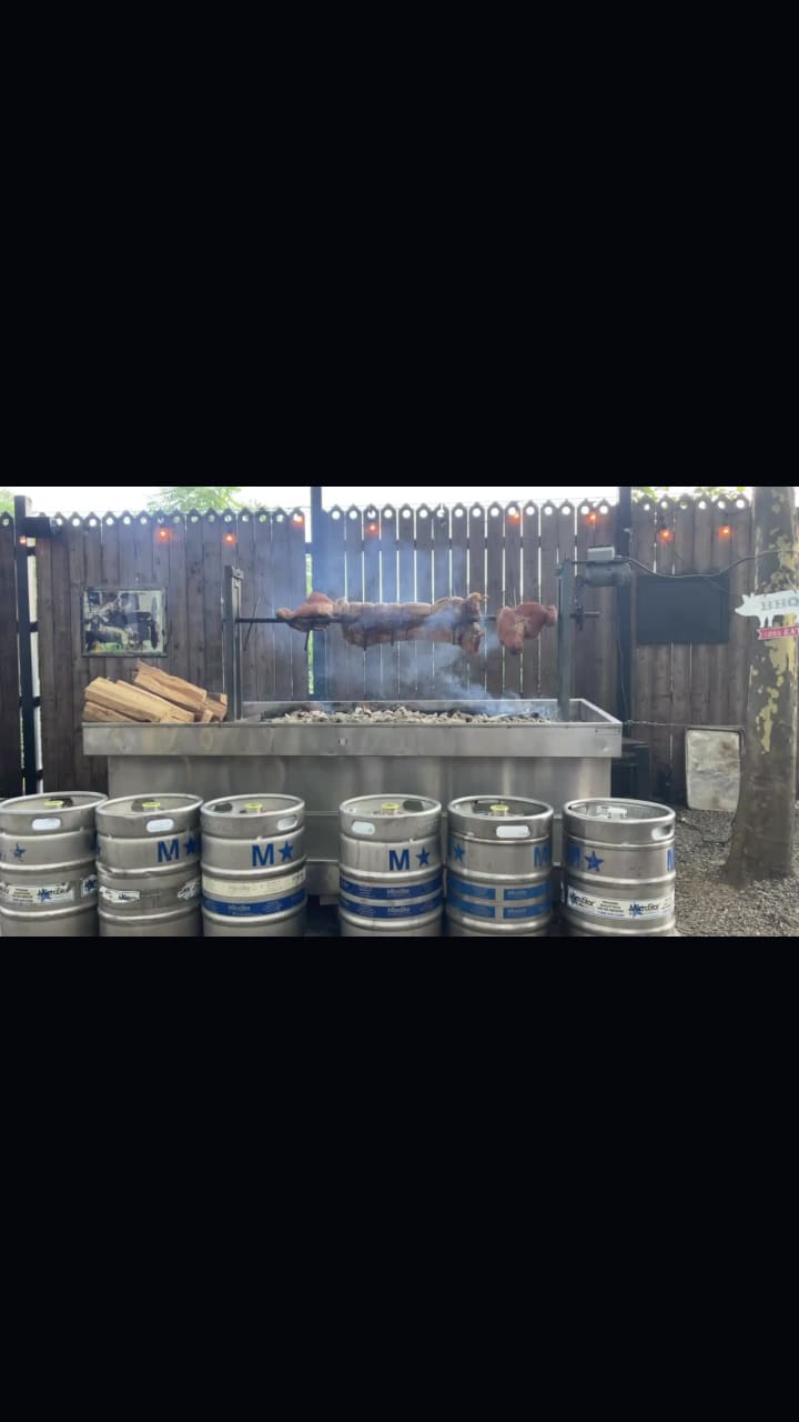 Video review of Zeppelin Hall Beer Garden