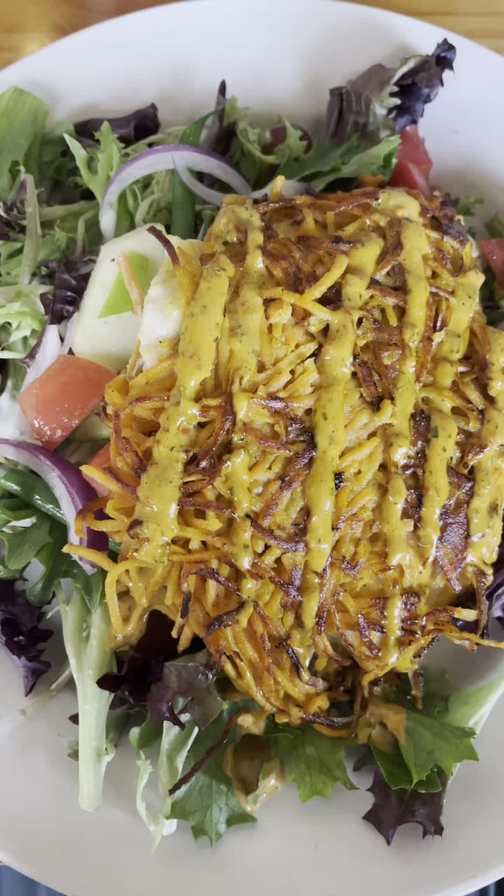 Video review of Little Moir's Leftovers Cafe