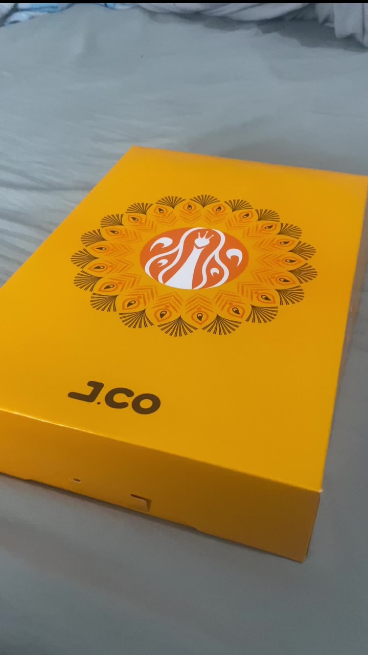 Video review of J.CO Donuts & Coffee